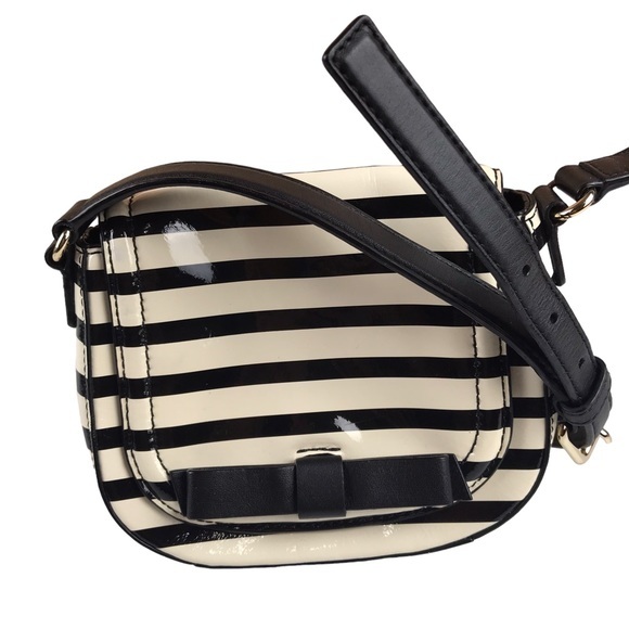 kate spade Handbags - Kate Spade Jade Chelsea Park Patent Leather Bow